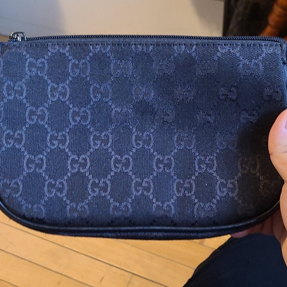 Gucci tote - Picture 2 of 2